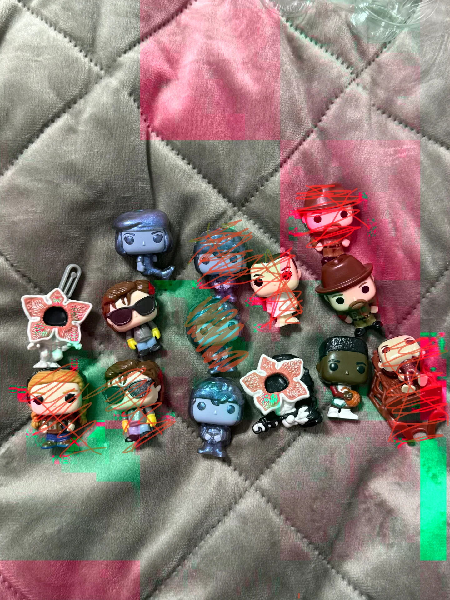 Stranger things kinder joy фигурки
