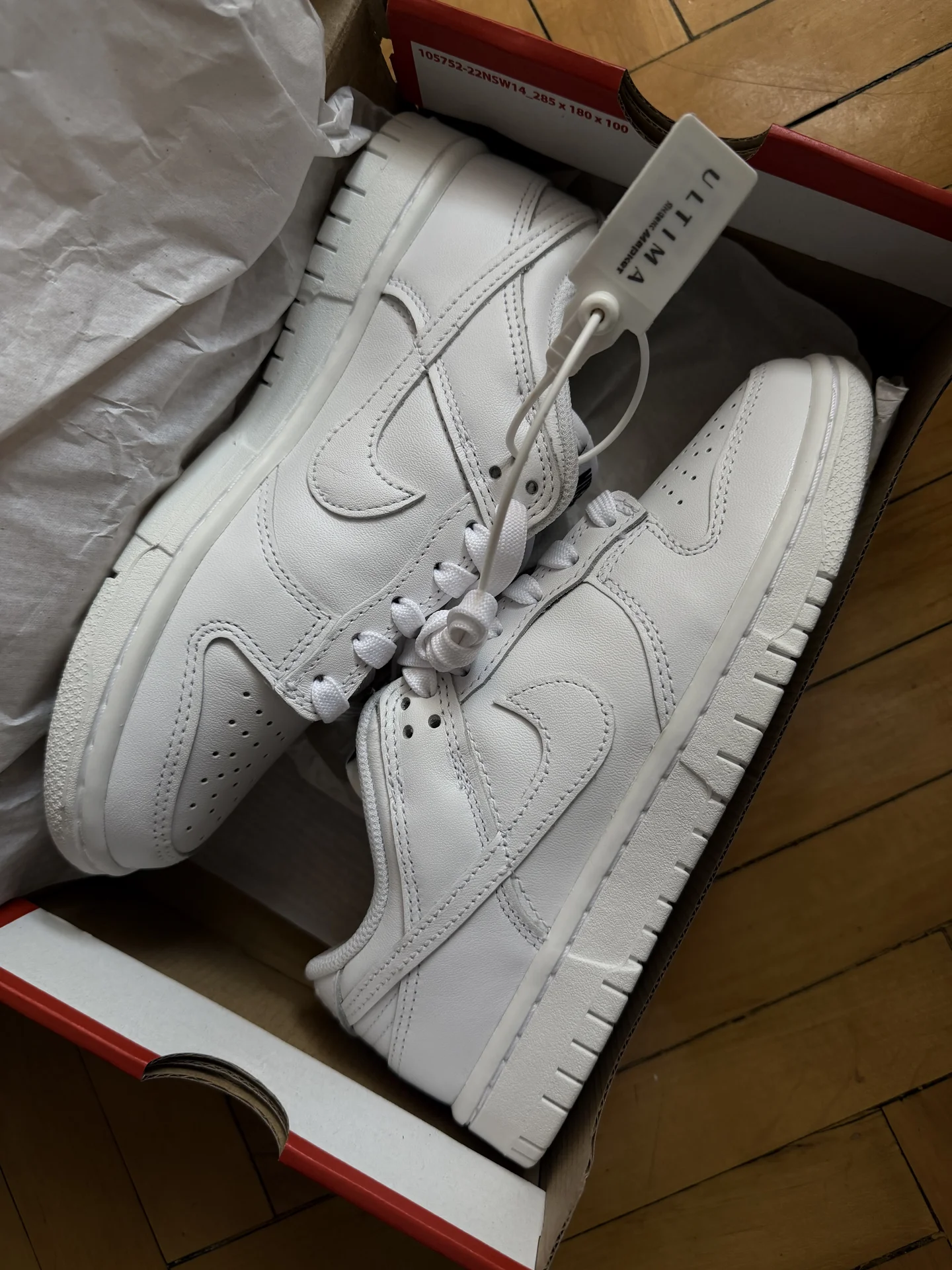 Кроссовки Nike Dunk Low Triple 37.5eu Оригинал - миниатюра 3