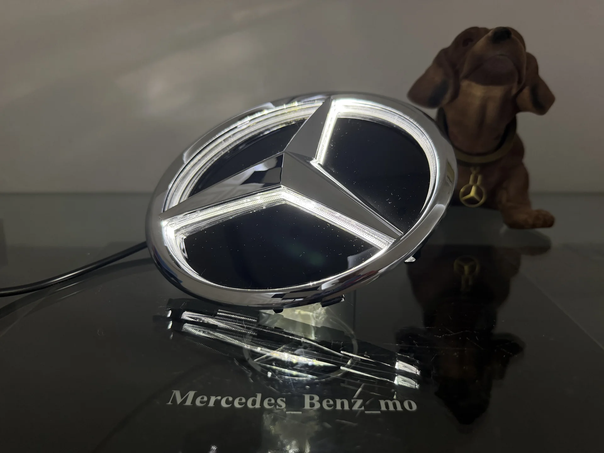 эмблема с подсветкой Mercedes Benz - миниатюра 5