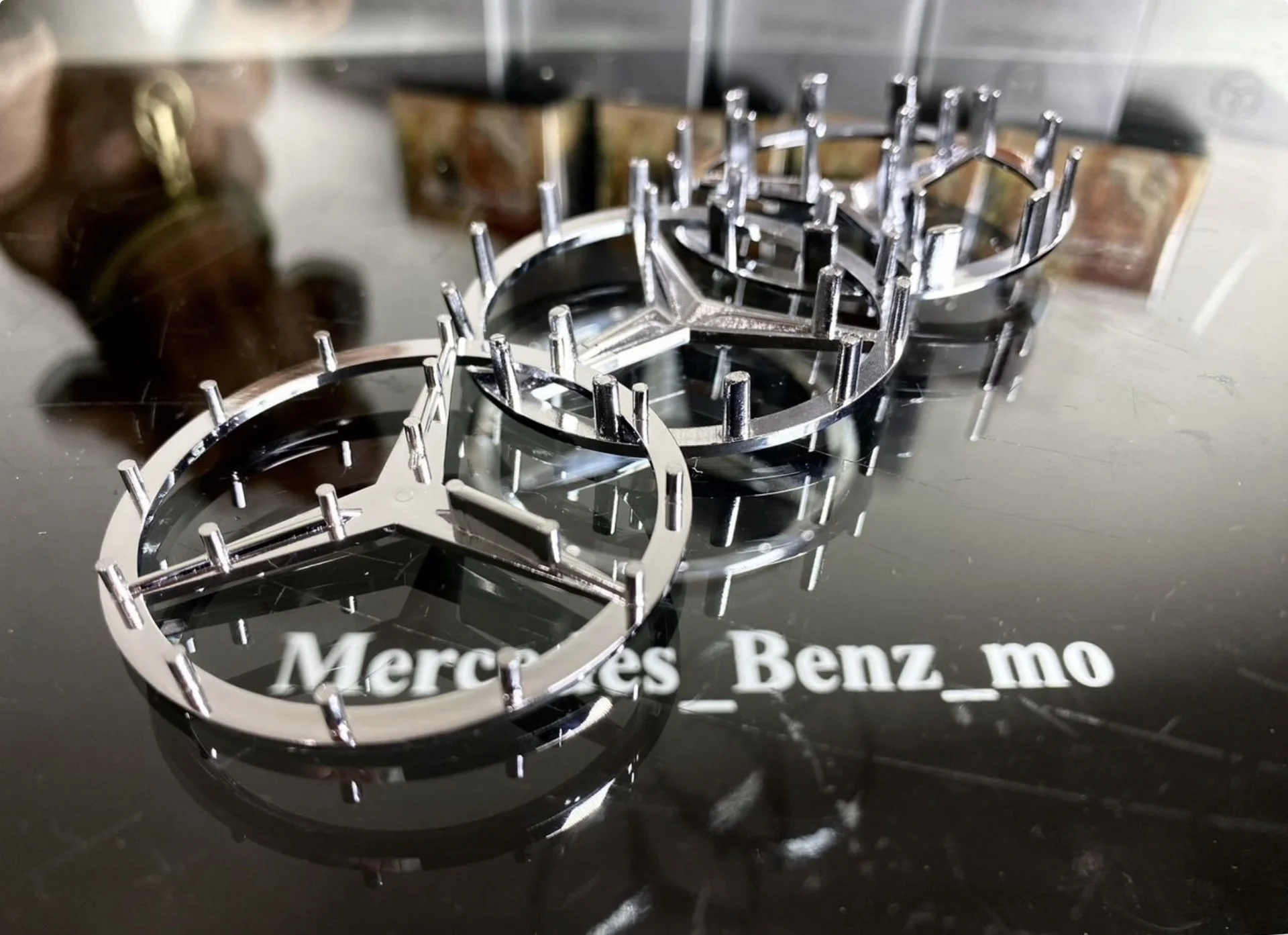 эмблема на руль Mercedes Benz - миниатюра 2