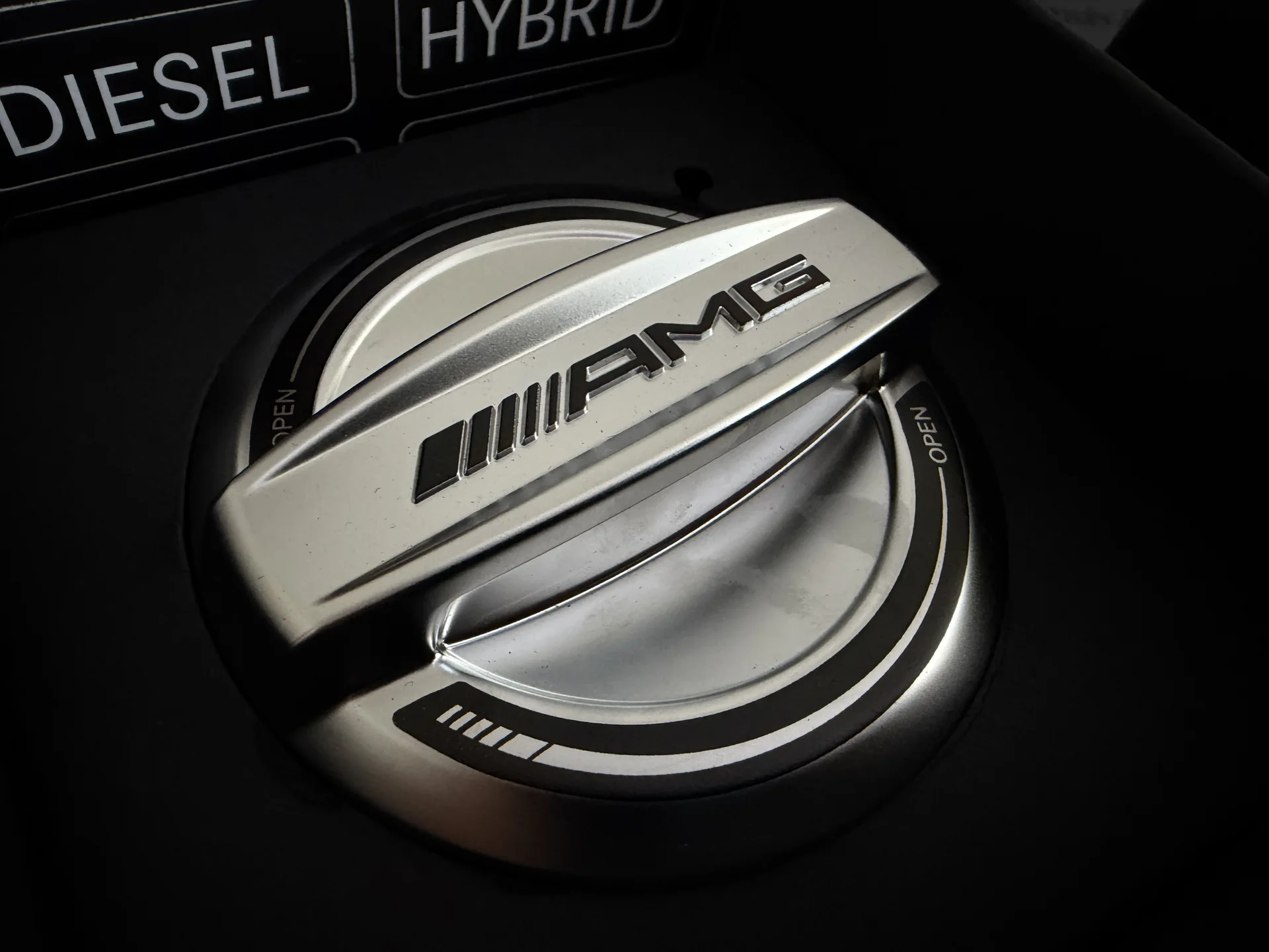 оригинальная крышка топливного бака Mercedes AMG - миниатюра 5