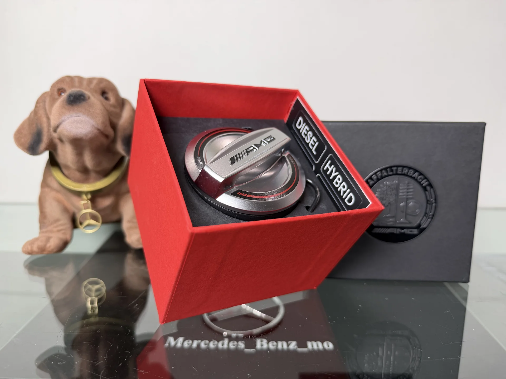 оригинальная крышка топливного бака Mercedes AMG - миниатюра 6