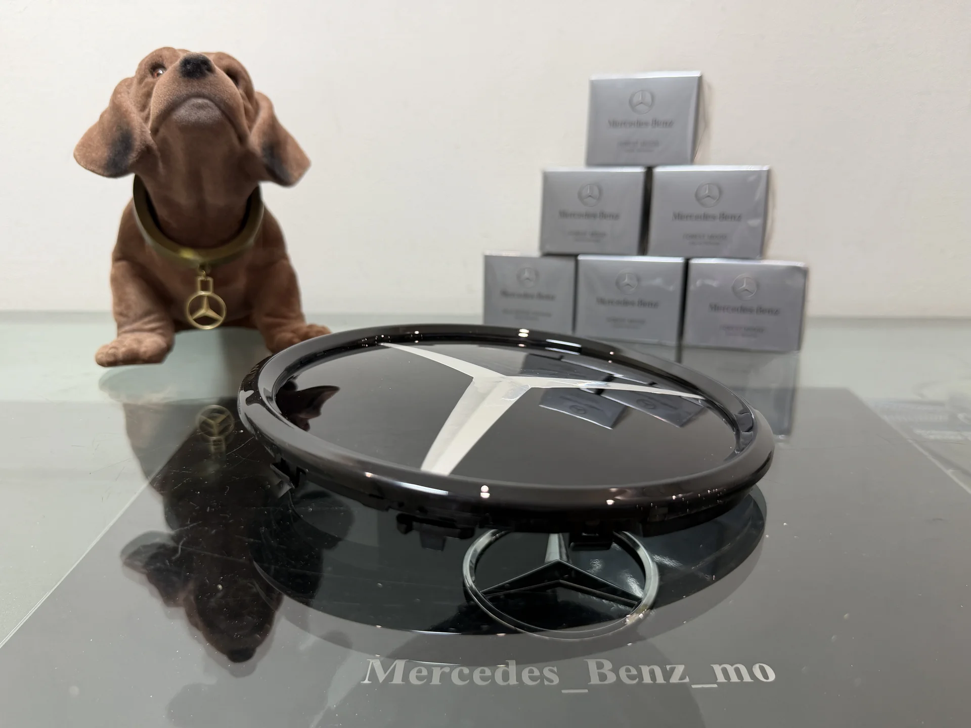 эмблема звезда Mercedes Benz в решетку радиатора - миниатюра 3