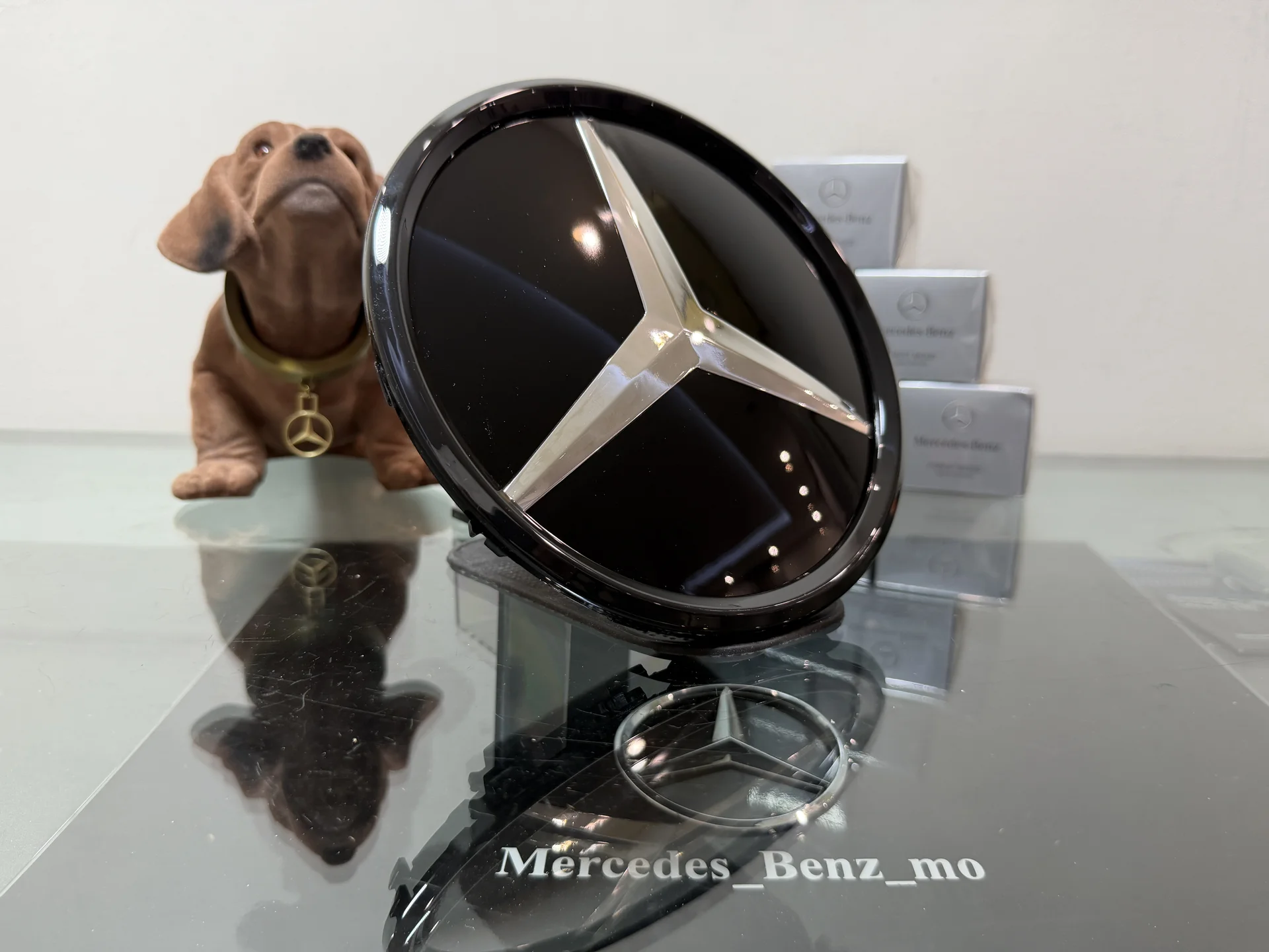 эмблема звезда Mercedes Benz в решетку радиатора - миниатюра 4
