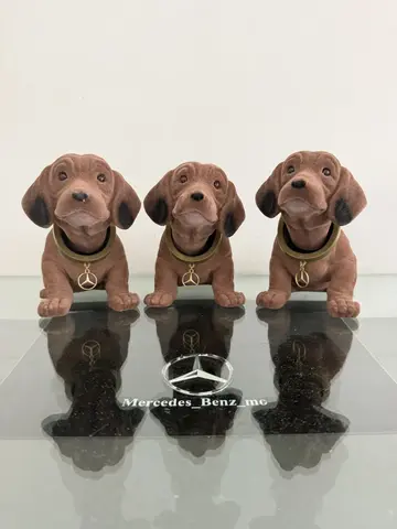 Собака Mercedes Benz Collection