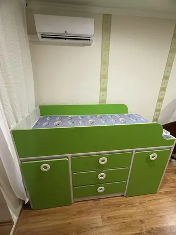 Кровать детская