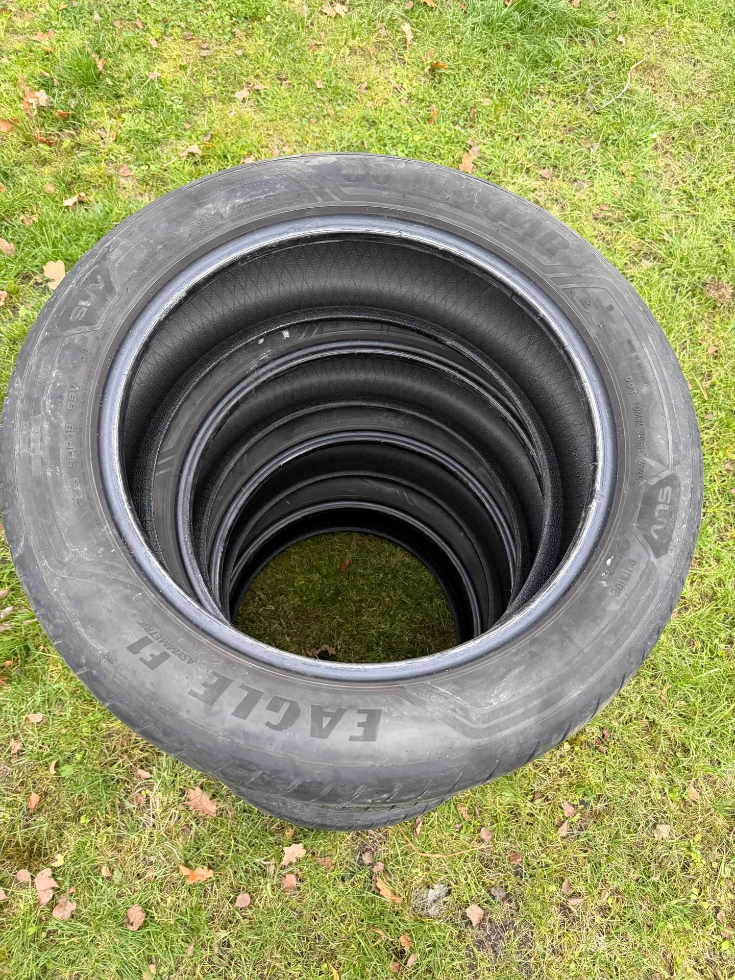 Шины летние Goodyear Eagle F1 235/50 R19 - миниатюра 2