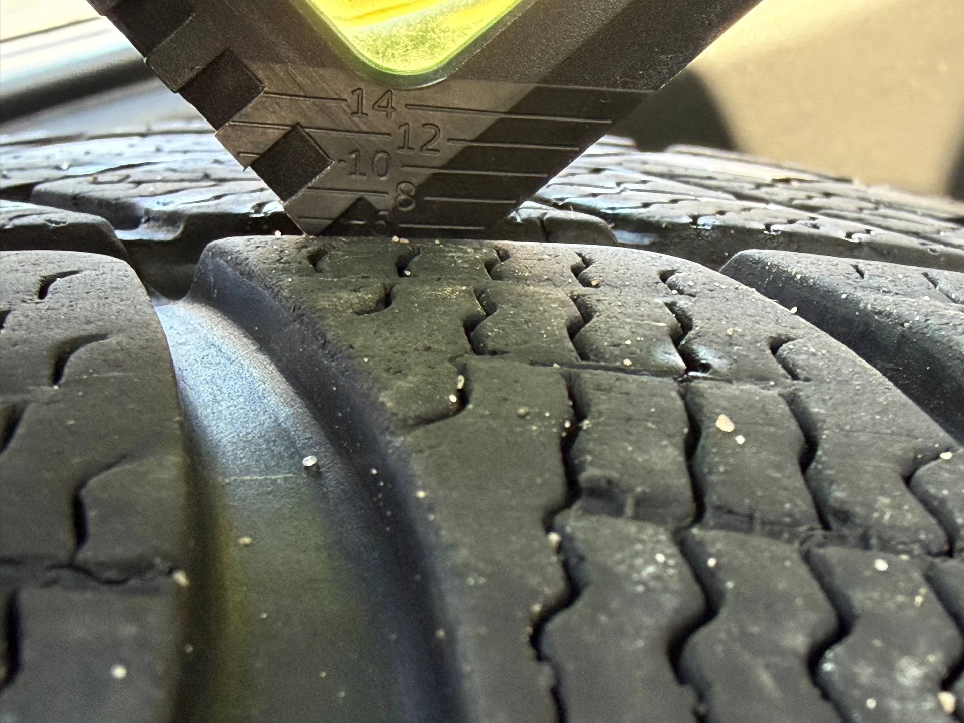 Pirelli SottoZero 3 Шины зимние 235/50 R19 99H Нешипованные - миниатюра 3
