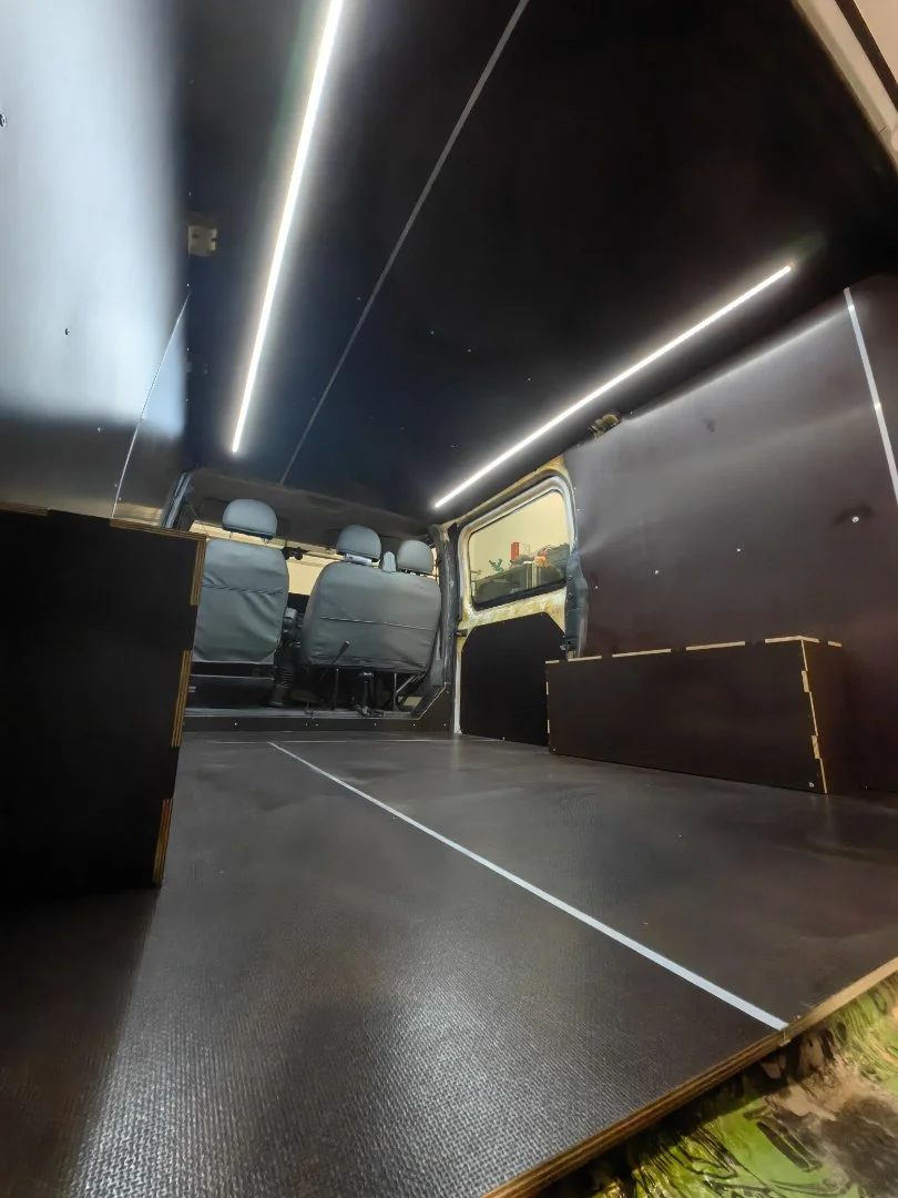 Обшивка кузова фургона FordTransit - миниатюра 5