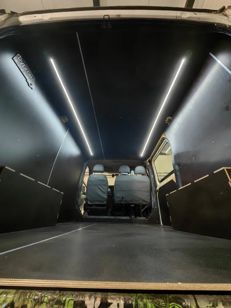 Обшивка кузова фургона FordTransit - миниатюра 6