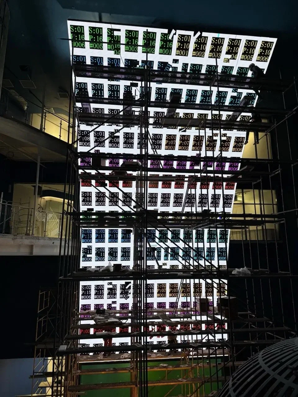 Обслуживание и ремонт светодиодных LED-экранов - миниатюра 4