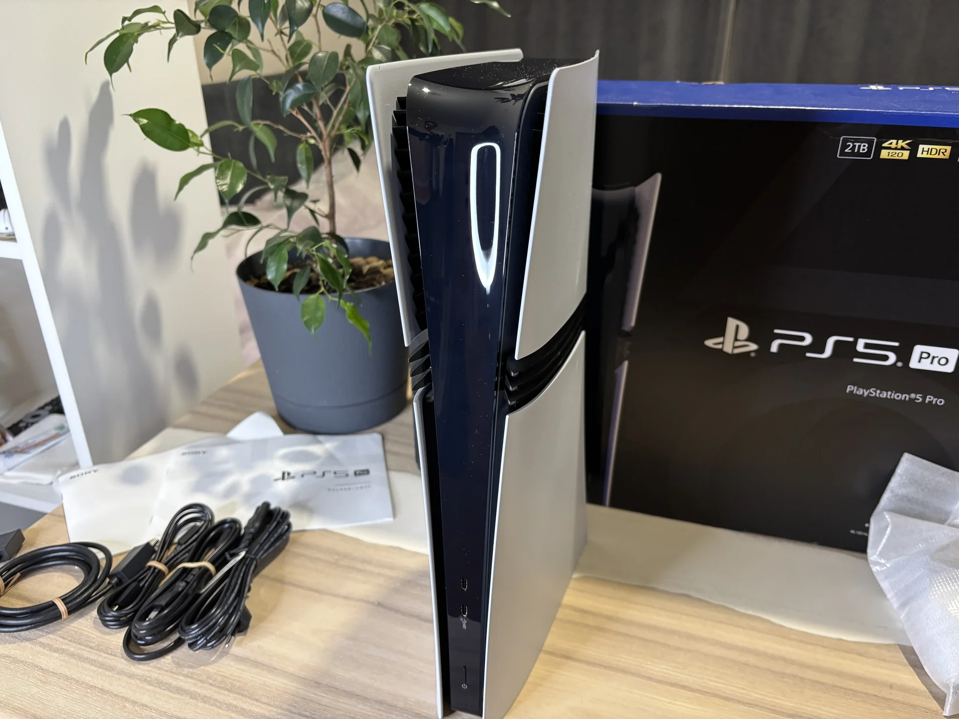 Sony PlayStation 5 Pro - миниатюра 3