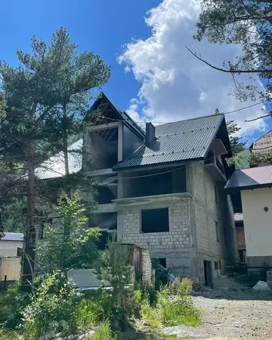 Кровельные работы в Пятигорске, Кисловодске и Ессентуках 🔨  Выполняем кровельные работы под ключ: •