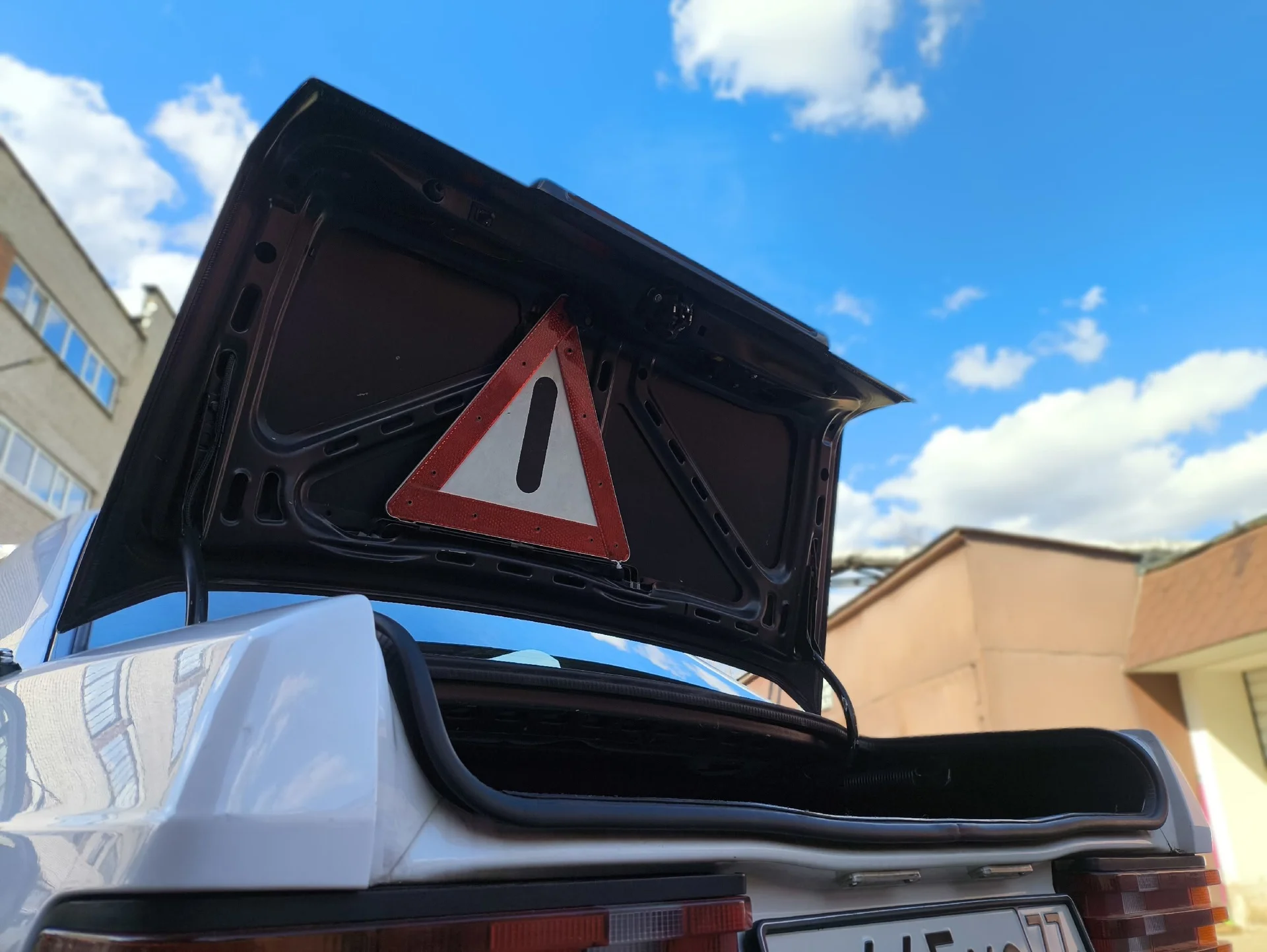 mercedes benz w201 - миниатюра 2