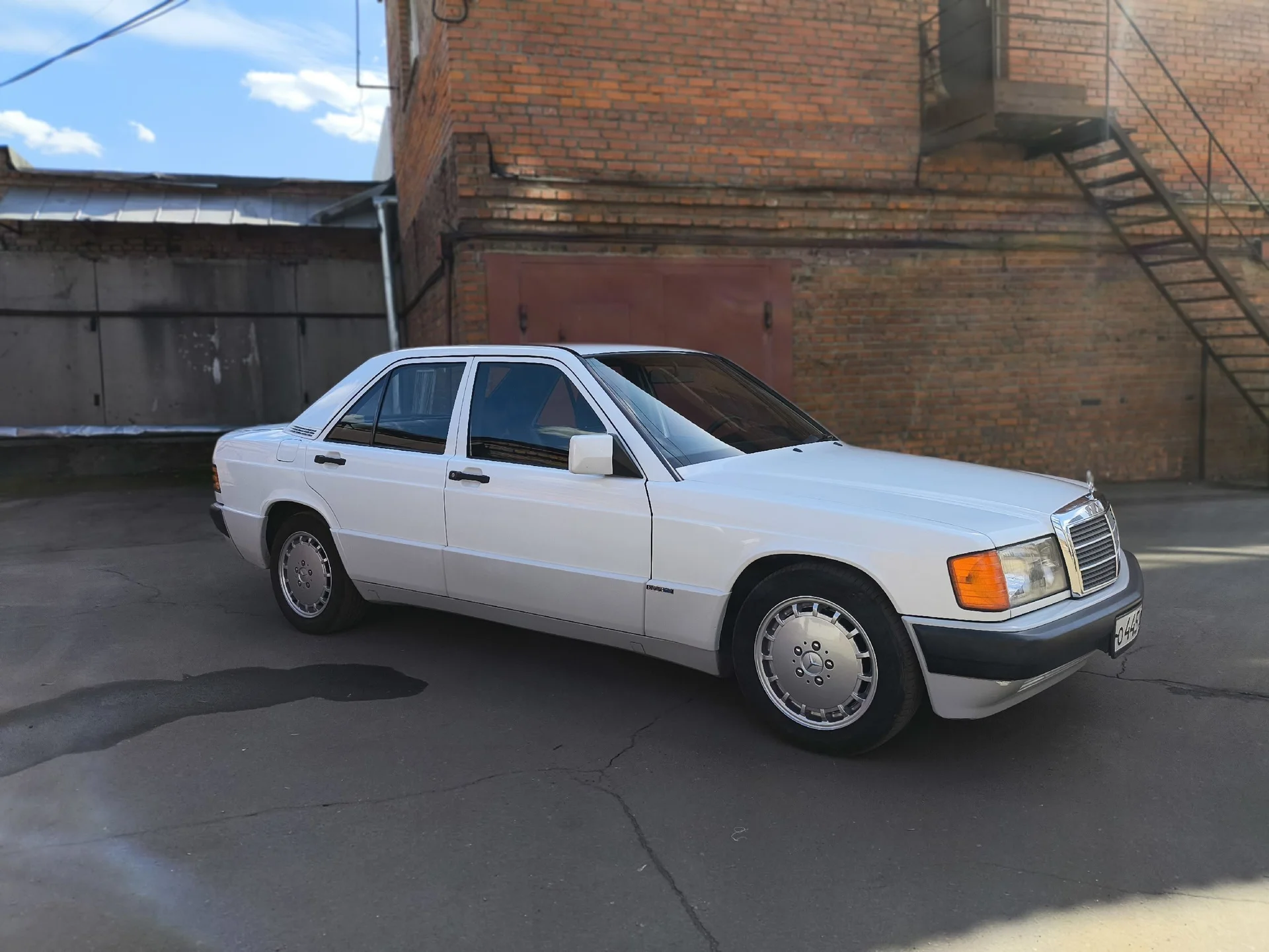 mercedes benz w201 - миниатюра 7