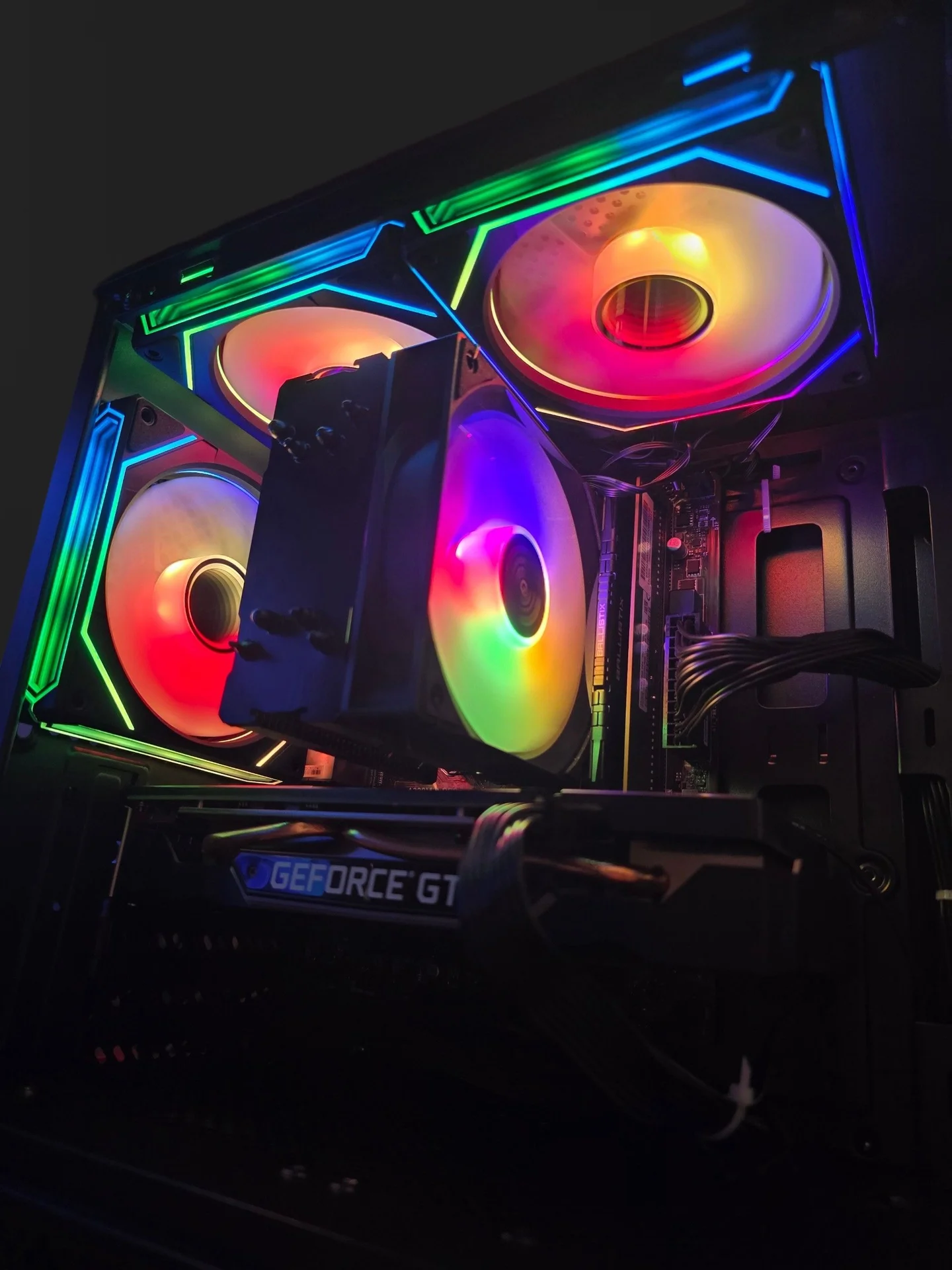 Игровой пк Ryzen 5 2600/ GTX 1660 Super/16GB ddr4 - миниатюра 2