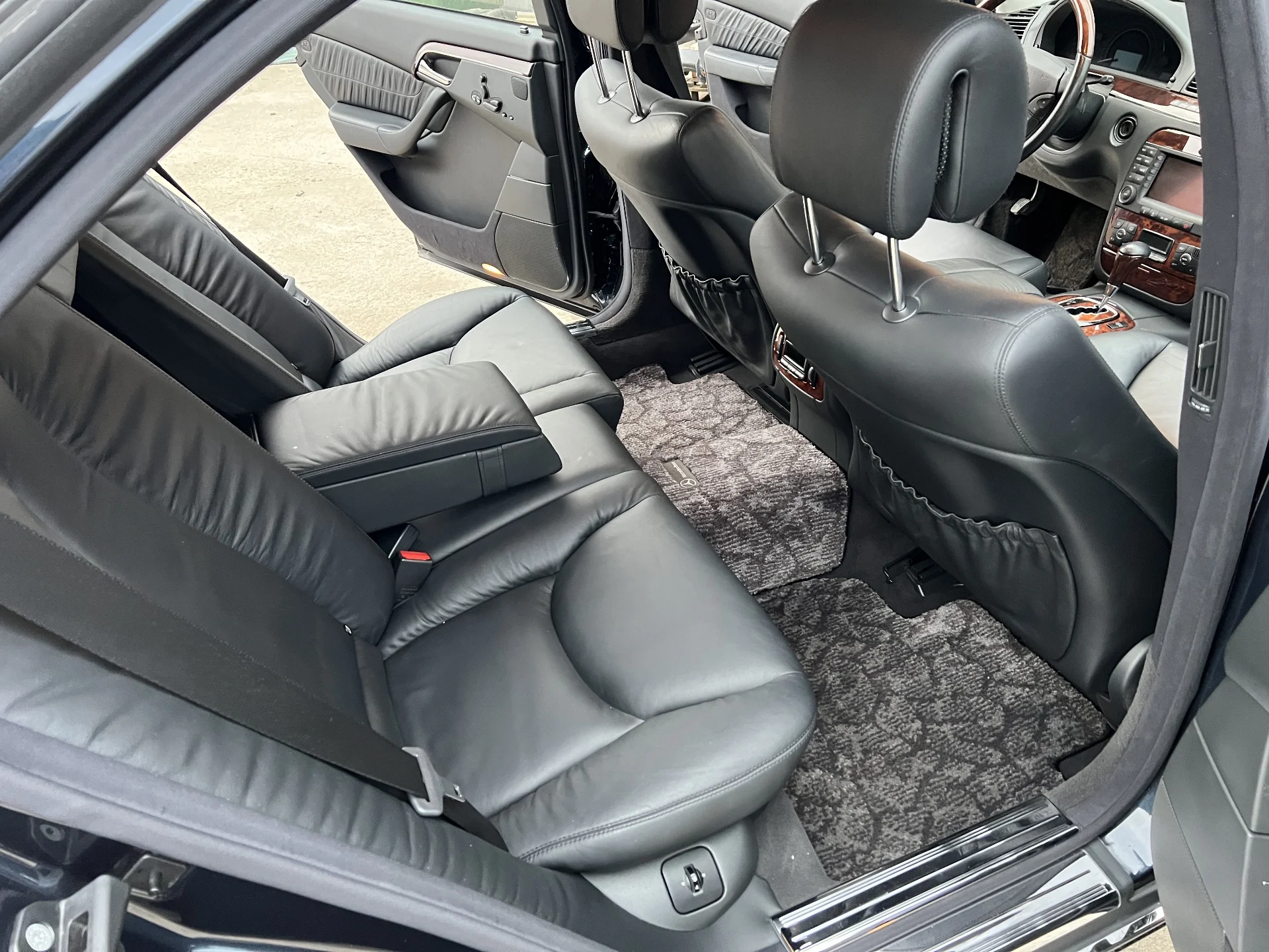Mercedes-Benz w220 s500 2004г - миниатюра 21
