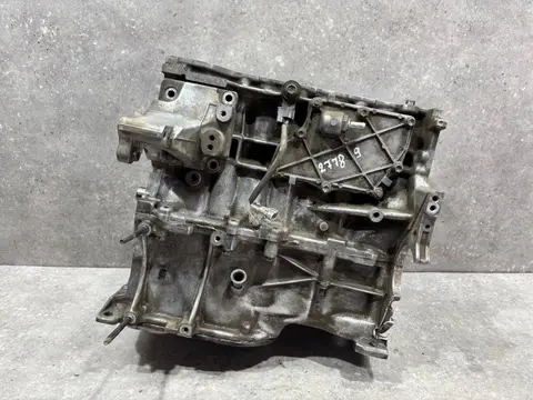 Блок цилиндров Toyota Corolla 11 E180 NDE180 2013