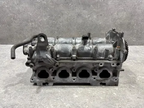Головка блока цилиндров Volkswagen Jetta 6 рест.