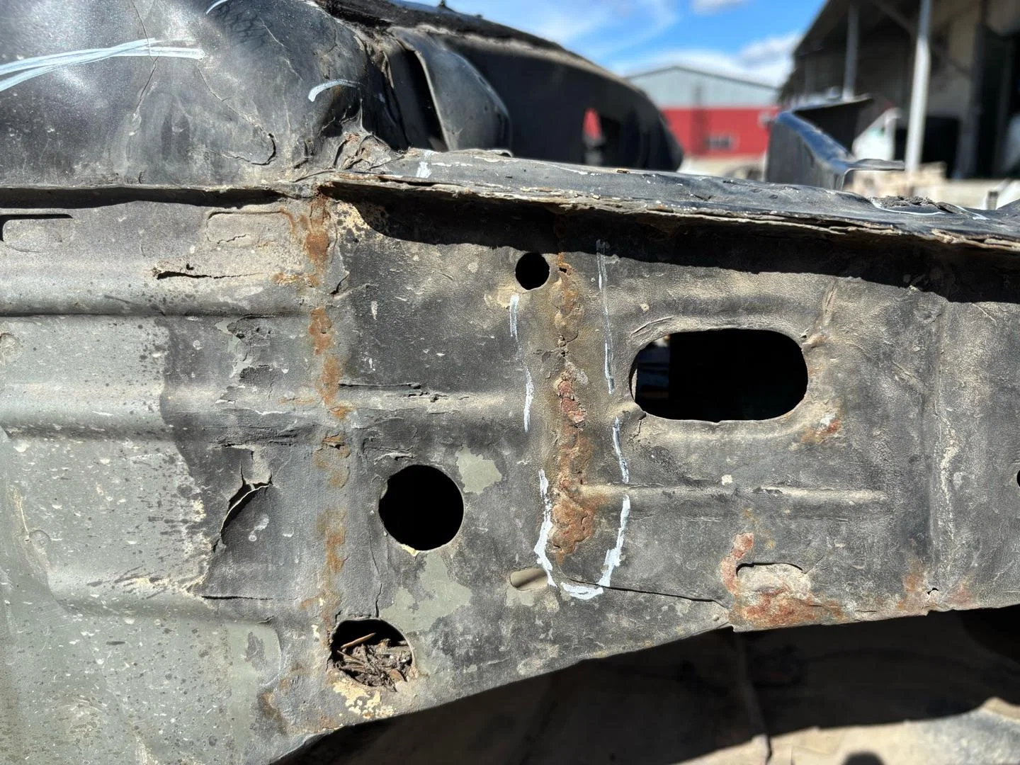Лонжерон передний правый Toyota Avensis 5710105080 - миниатюра 5