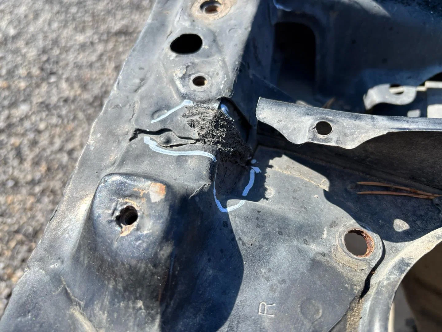 Лонжерон передний правый Toyota Avensis 5710105080 - миниатюра 7