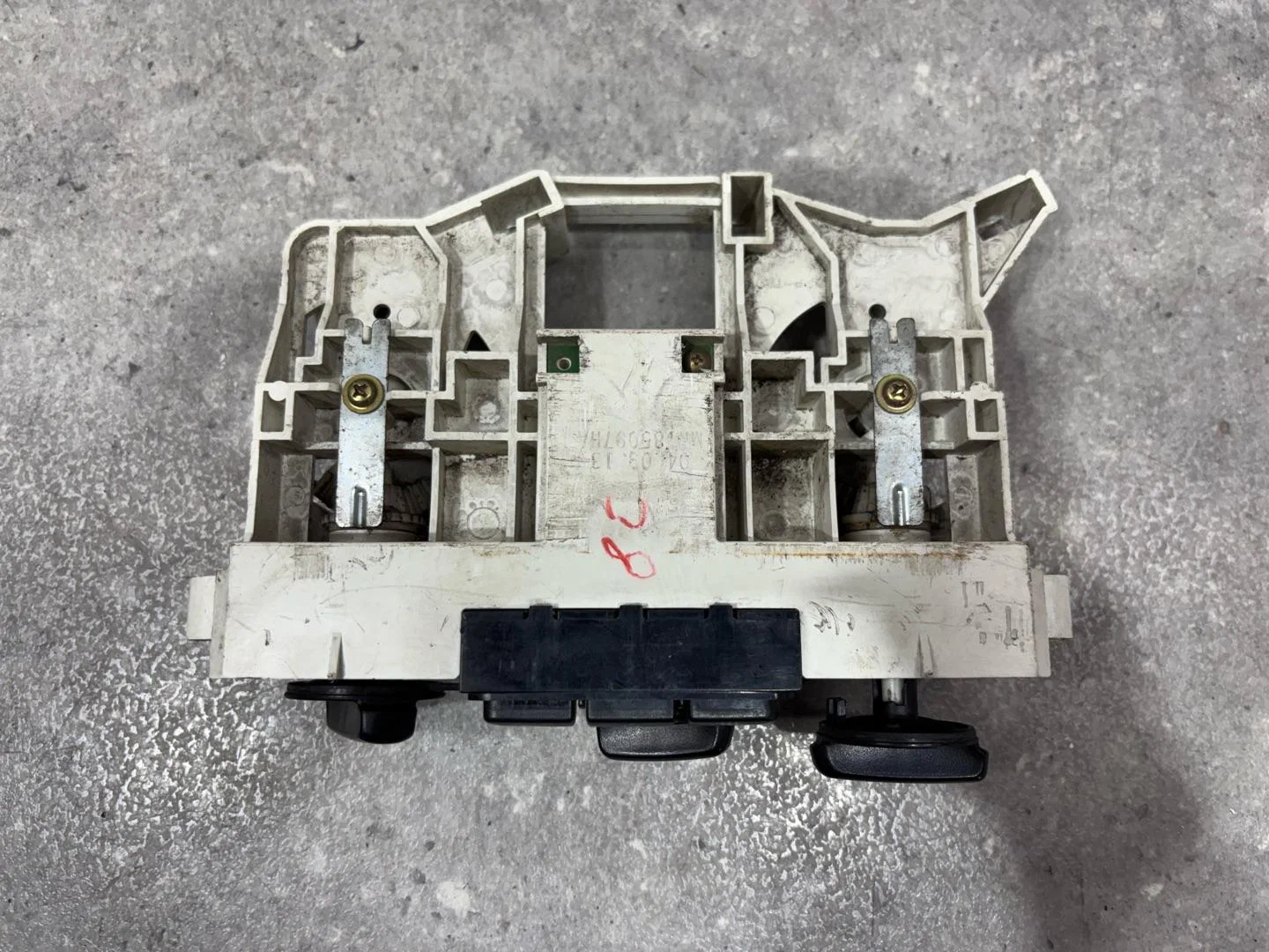 Блок управления печки/климат-контроля Mitsubishi 9 - миниатюра 6