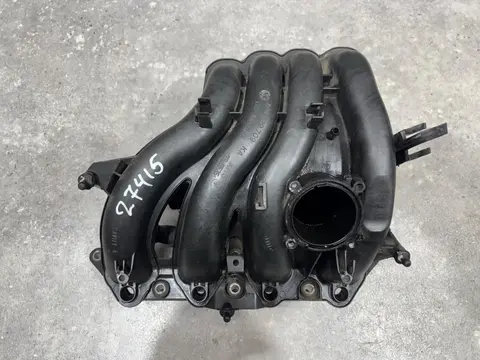 Впускной коллектор Volkswagen Jetta 6 рест. 162