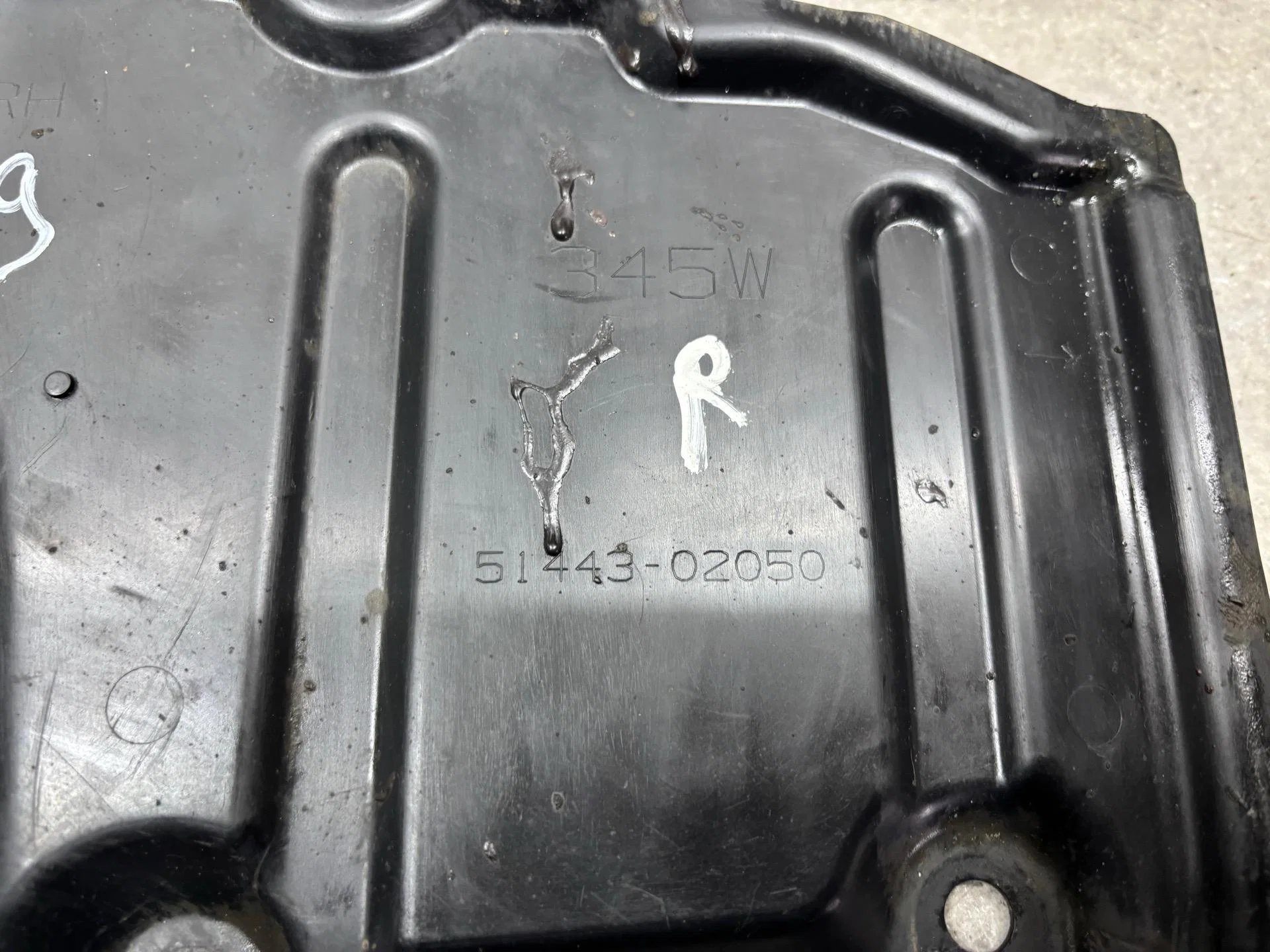​пыльник двигателя правый Toyota Corolla 11 E180 - миниатюра 7