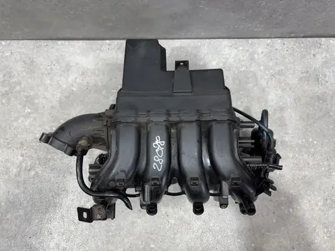 Впускной коллектор Opel Astra H рест. L48 2007