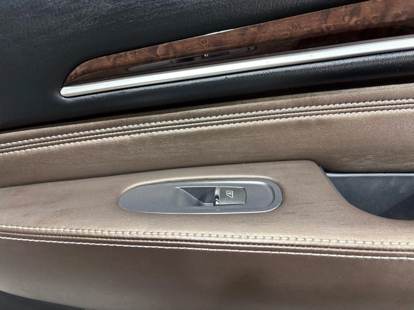 Обшивка двери задней правой Infiniti QX60 1 рест. - миниатюра 8