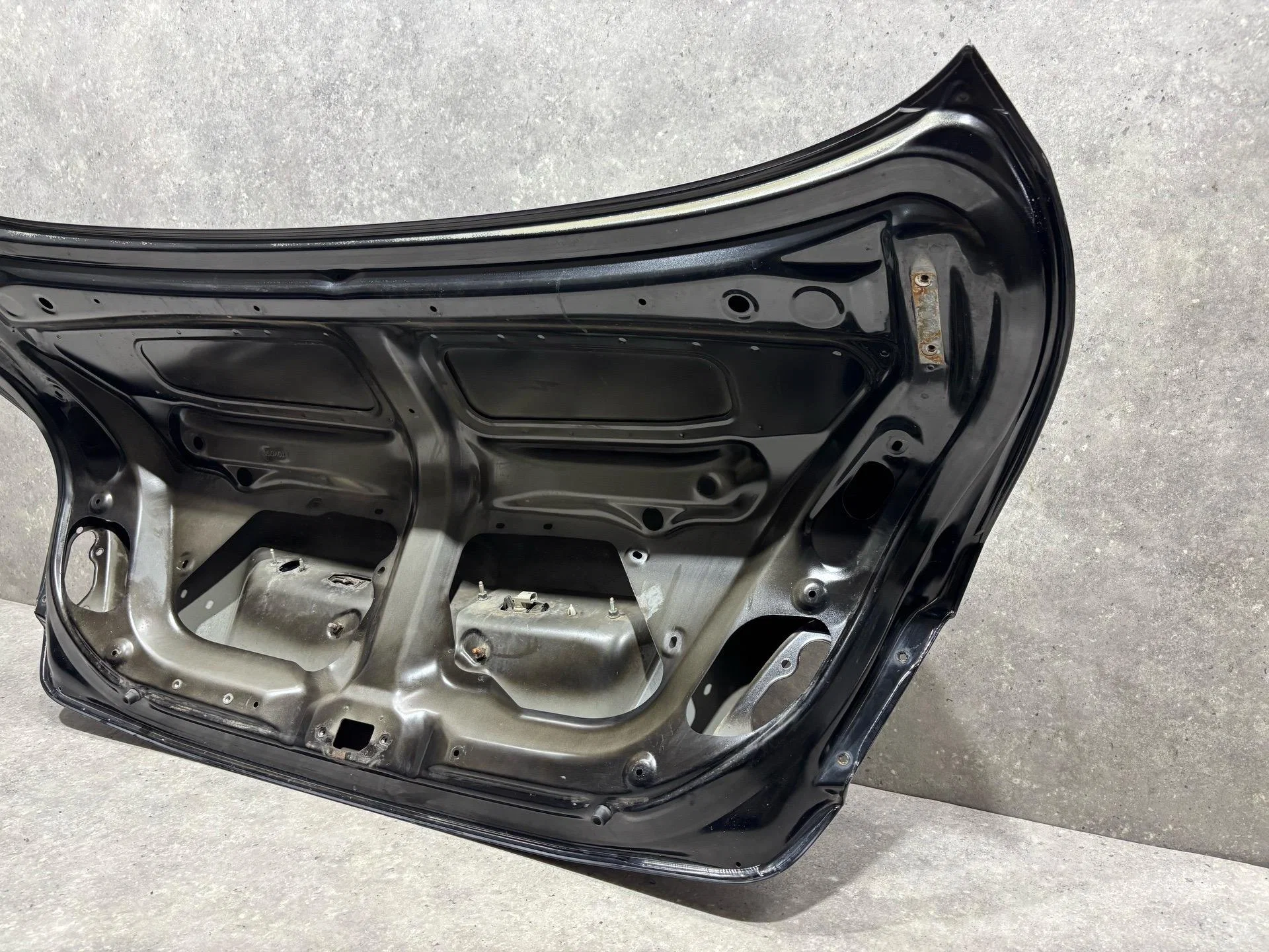 Крышка багажника Toyota Camry 7 XV40 ACV40 2007 - миниатюра 9