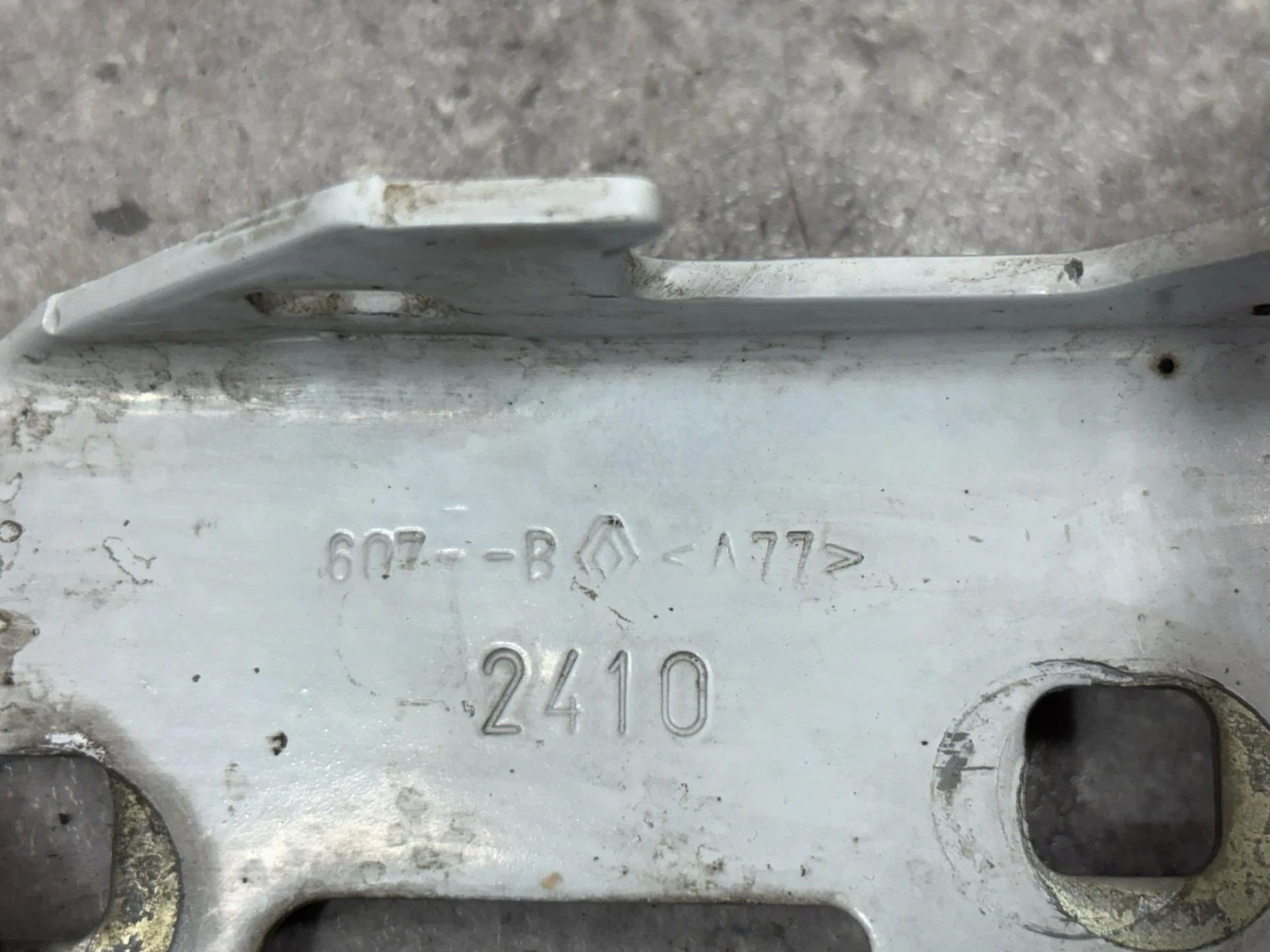 Петля капота левая Renault Symbol 2 LU01 2010 - миниатюра 5
