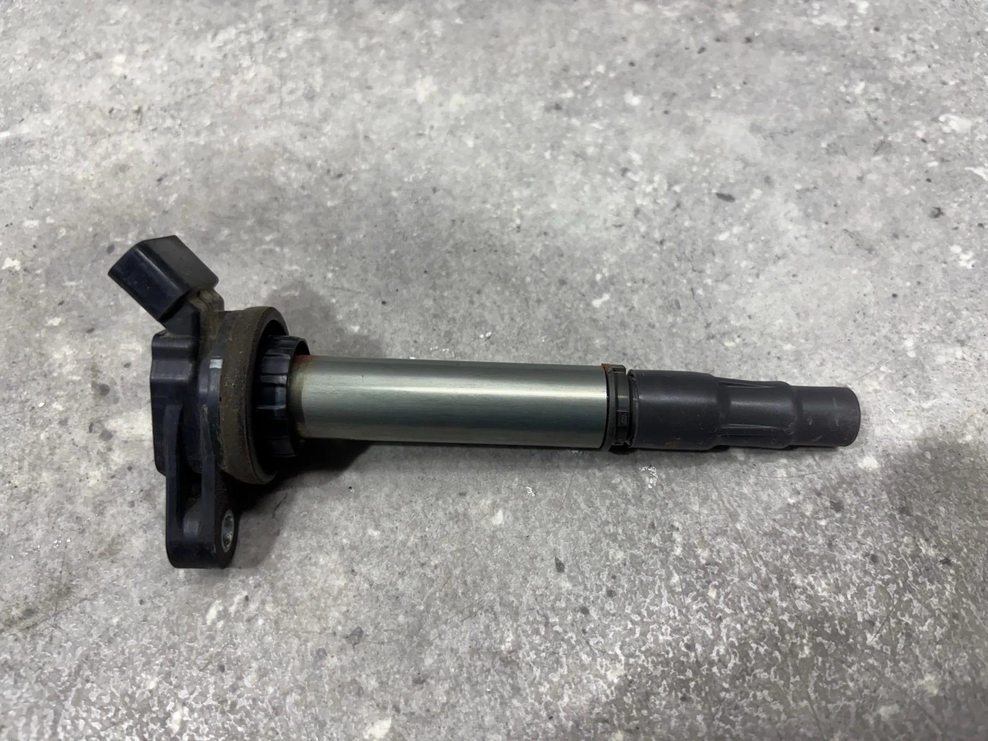 Катушка зажигания Toyota Corolla 11 E180 NDE180 - миниатюра 6