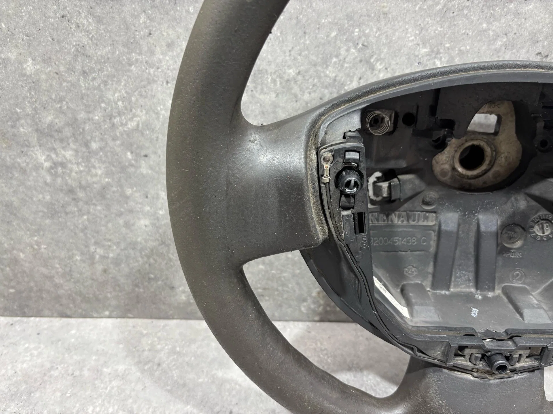 Руль Renault Symbol 2 LU01 2010 8200451438 - миниатюра 2