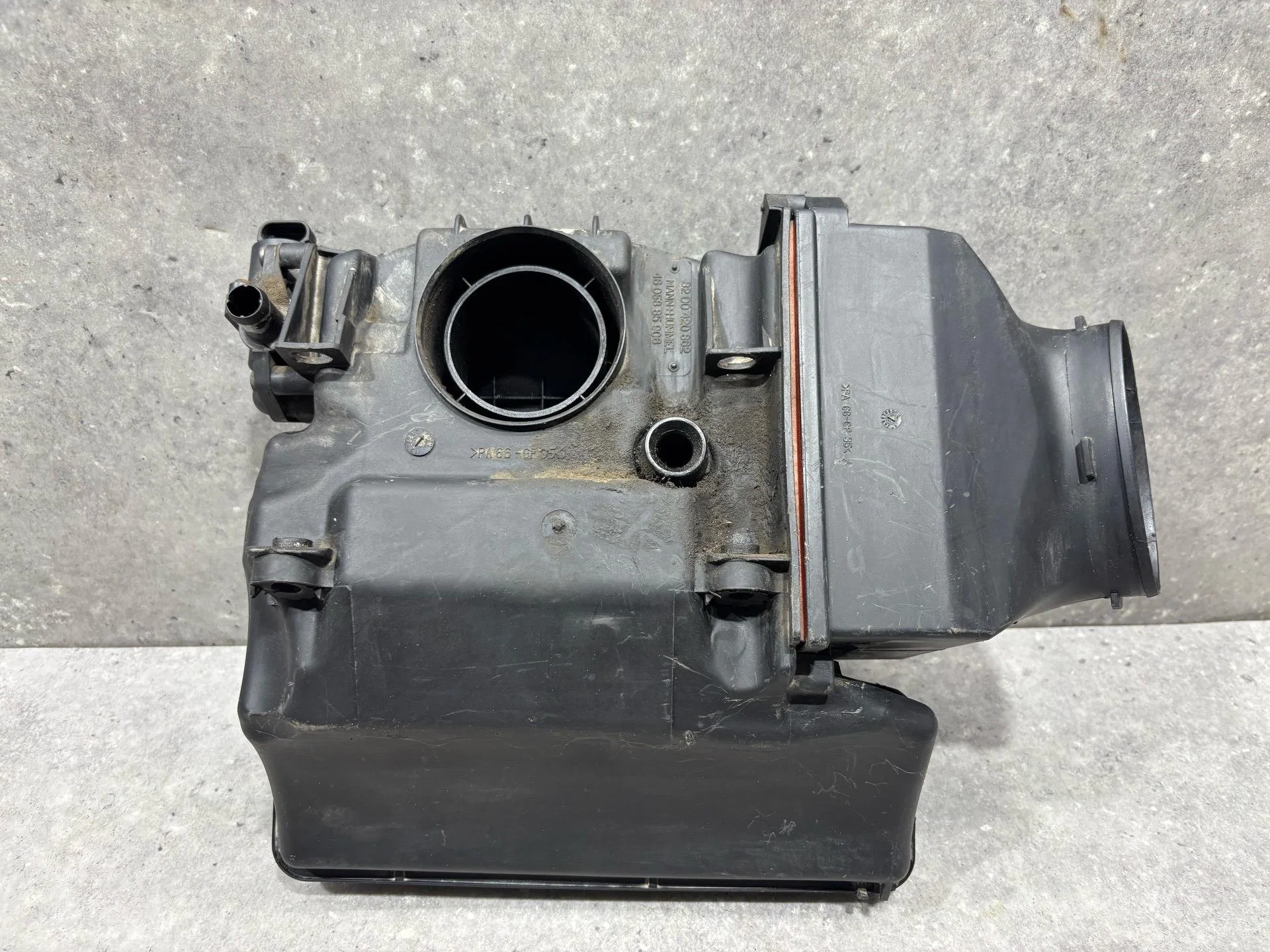 Корпус воздушногo фильтра Renault Symbol 2 LU01 - миниатюра 7