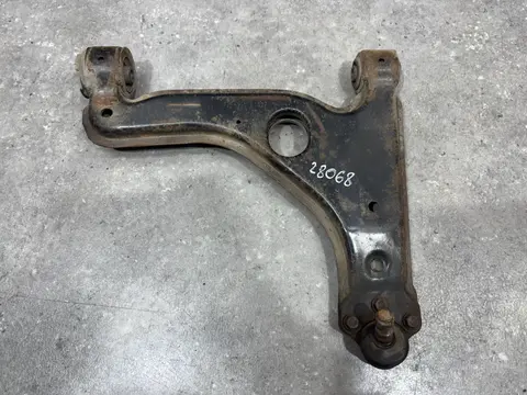 Рычаг передний правый Opel Astra H рест. L48 2007