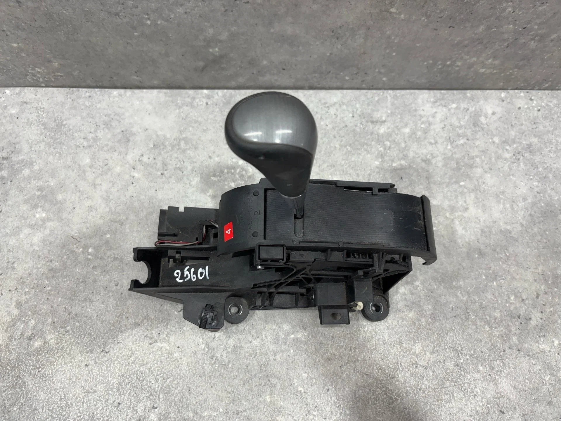 Кулиса КПП Toyota RAV4 3 XA30 ACA30 2008 - миниатюра 2
