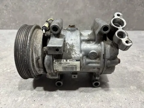 Компрессор кондиционера Renault Symbol 2 LU01 2010