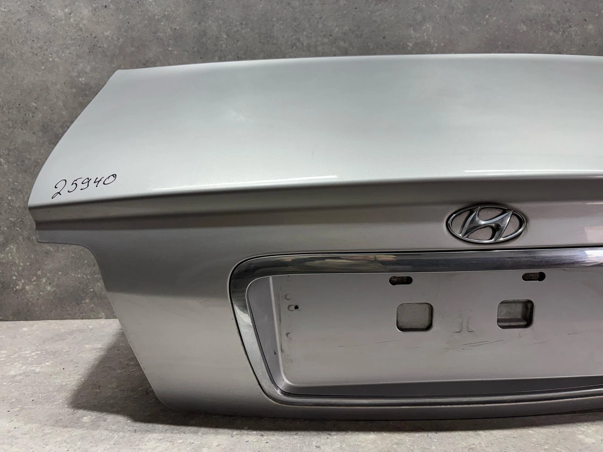 Крышка багажника Hyundai Sonata 4 рест. EF 2005 - миниатюра 4