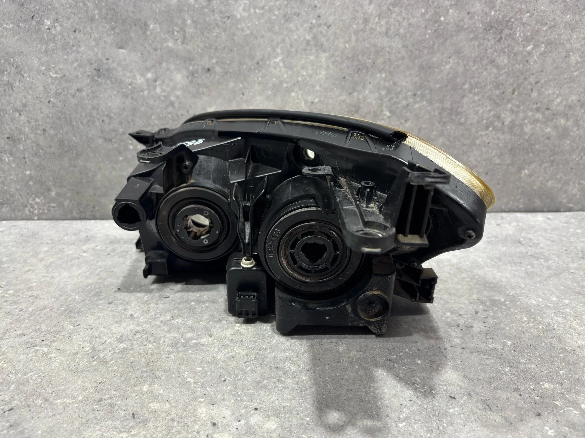 Фара правая Toyota RAV4 3 XA30 ACA30 2008 - миниатюра 6