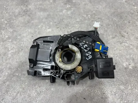 Шлейф рулевой Renault Logan 2 L8 2017 255671336R