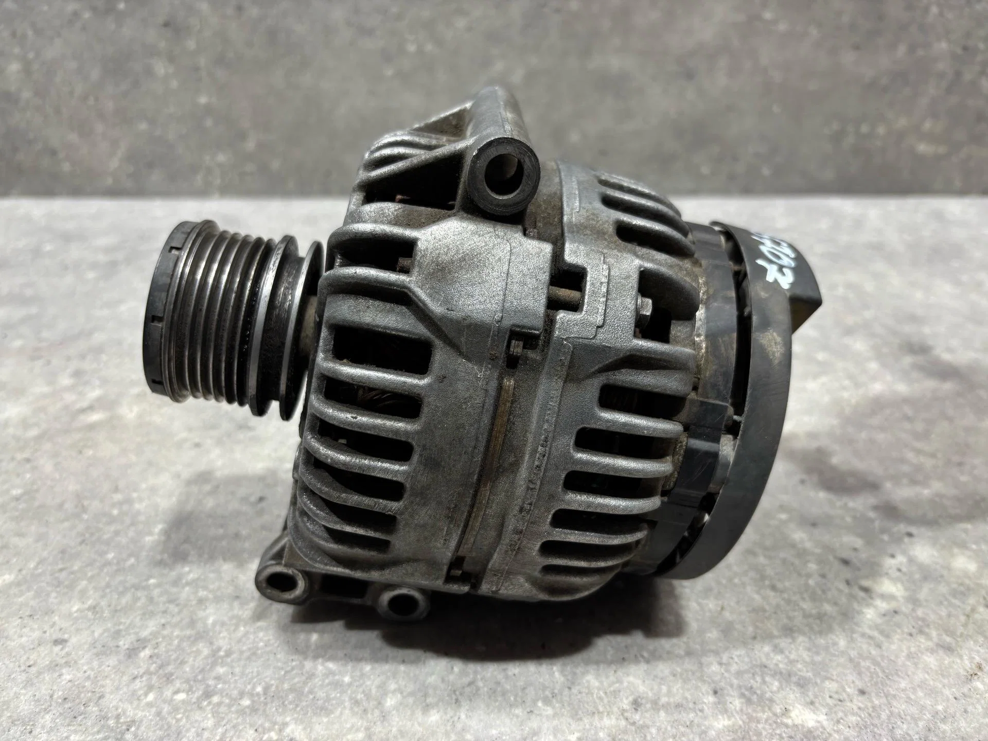 Генератор Renault Symbol 2 LU01 2010 8200660040 - миниатюра 4