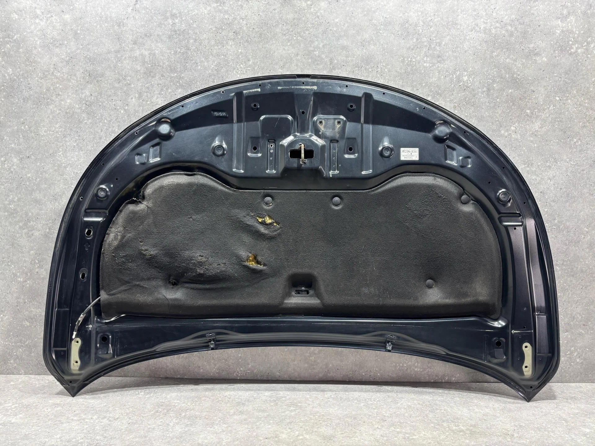 Капот Toyota Avensis 3 T270 ADT270 2010 5330105040 - миниатюра 10