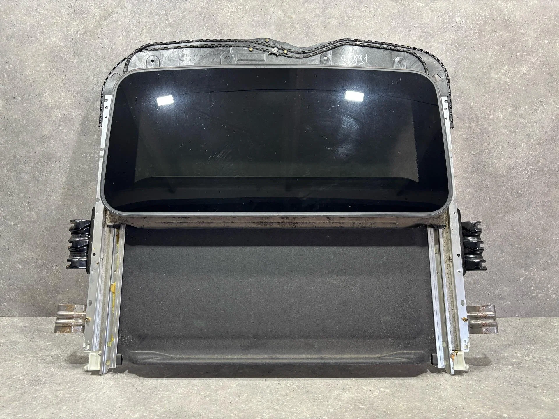 Люк Infiniti QX60 1 рест. L50 2019 913063JA0A - миниатюра 2