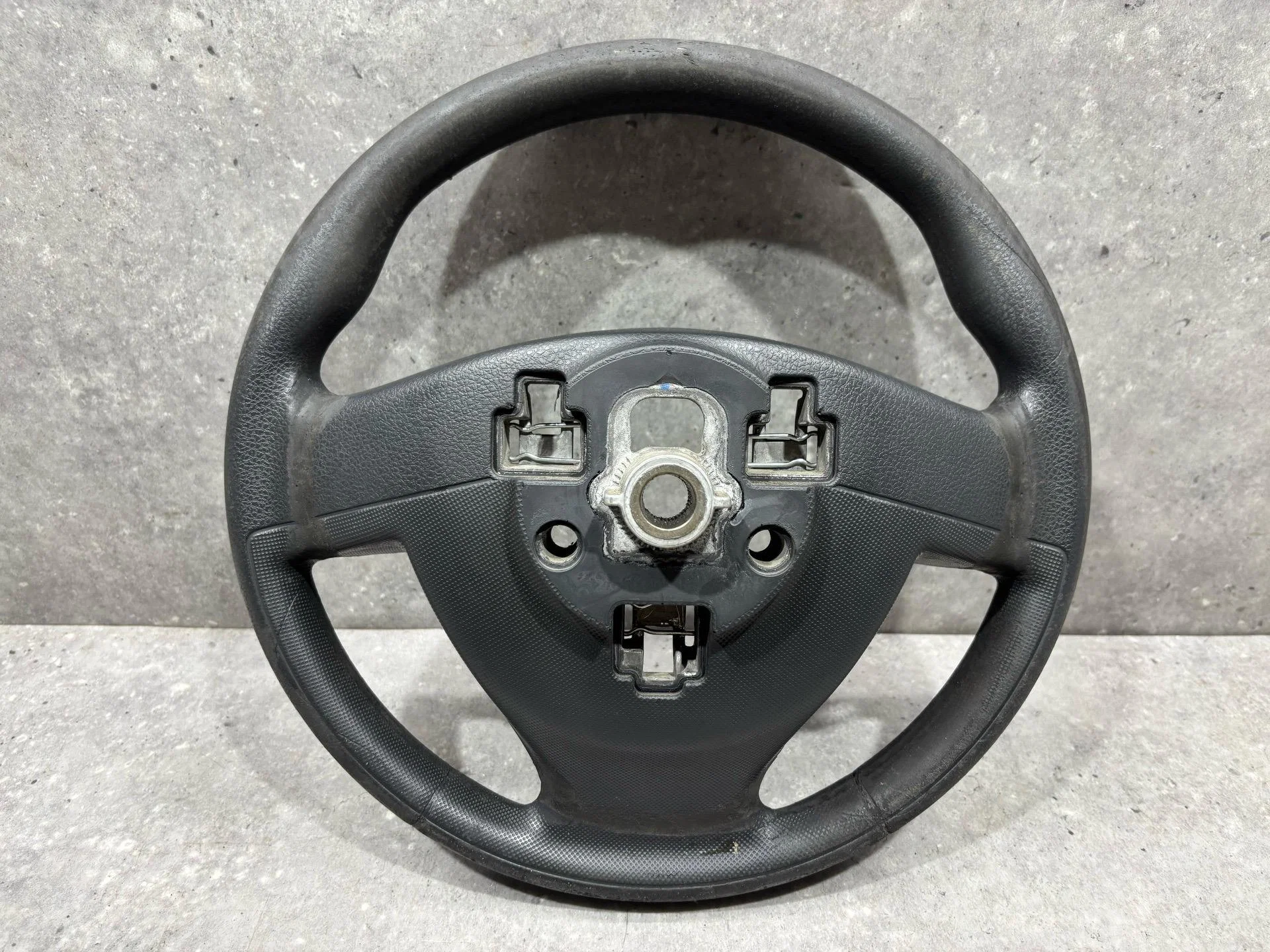 Руль Renault Logan 2 L8 2017 484009256R - миниатюра 6