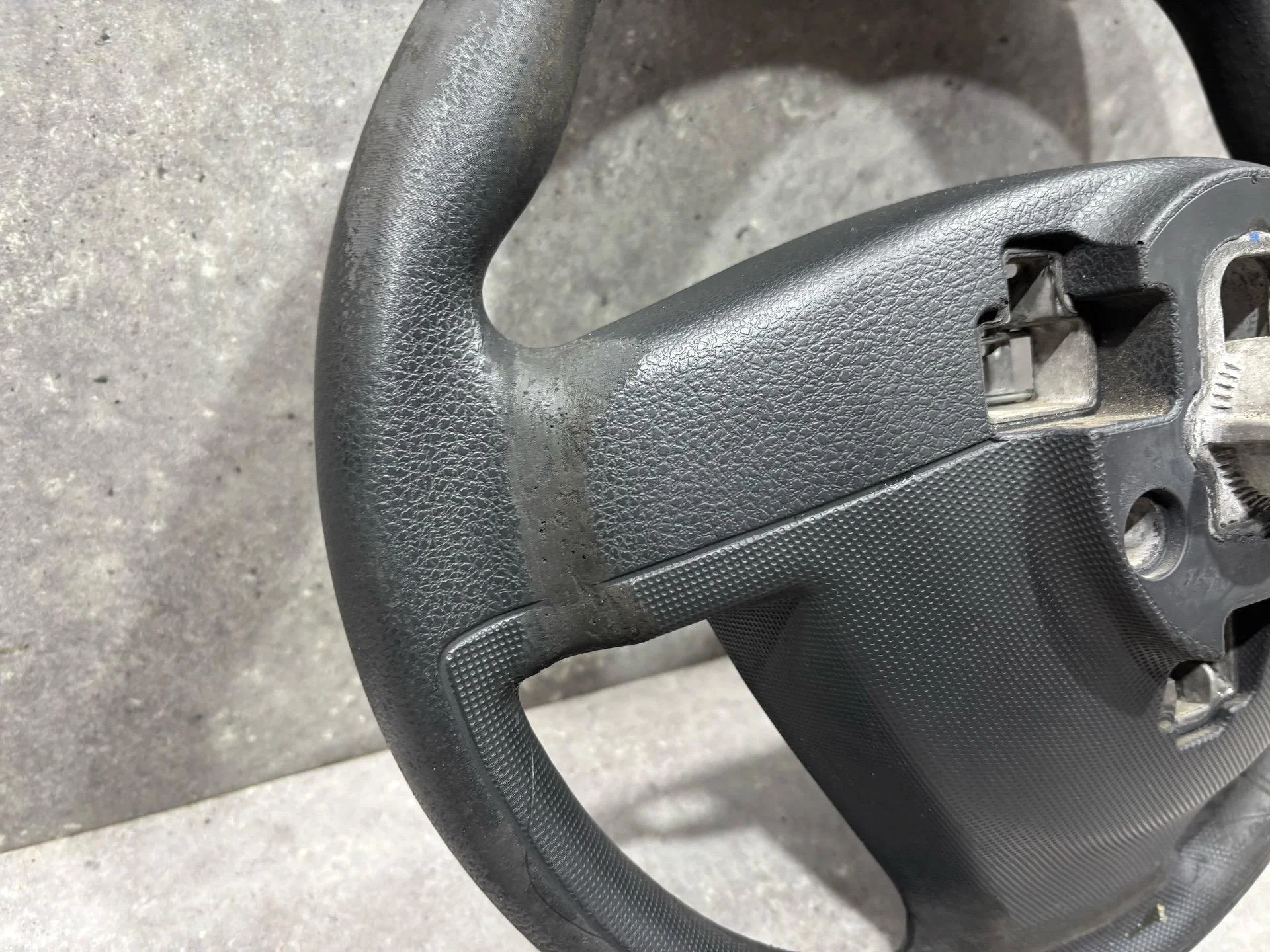 Руль Renault Logan 2 L8 2017 484009256R - миниатюра 7