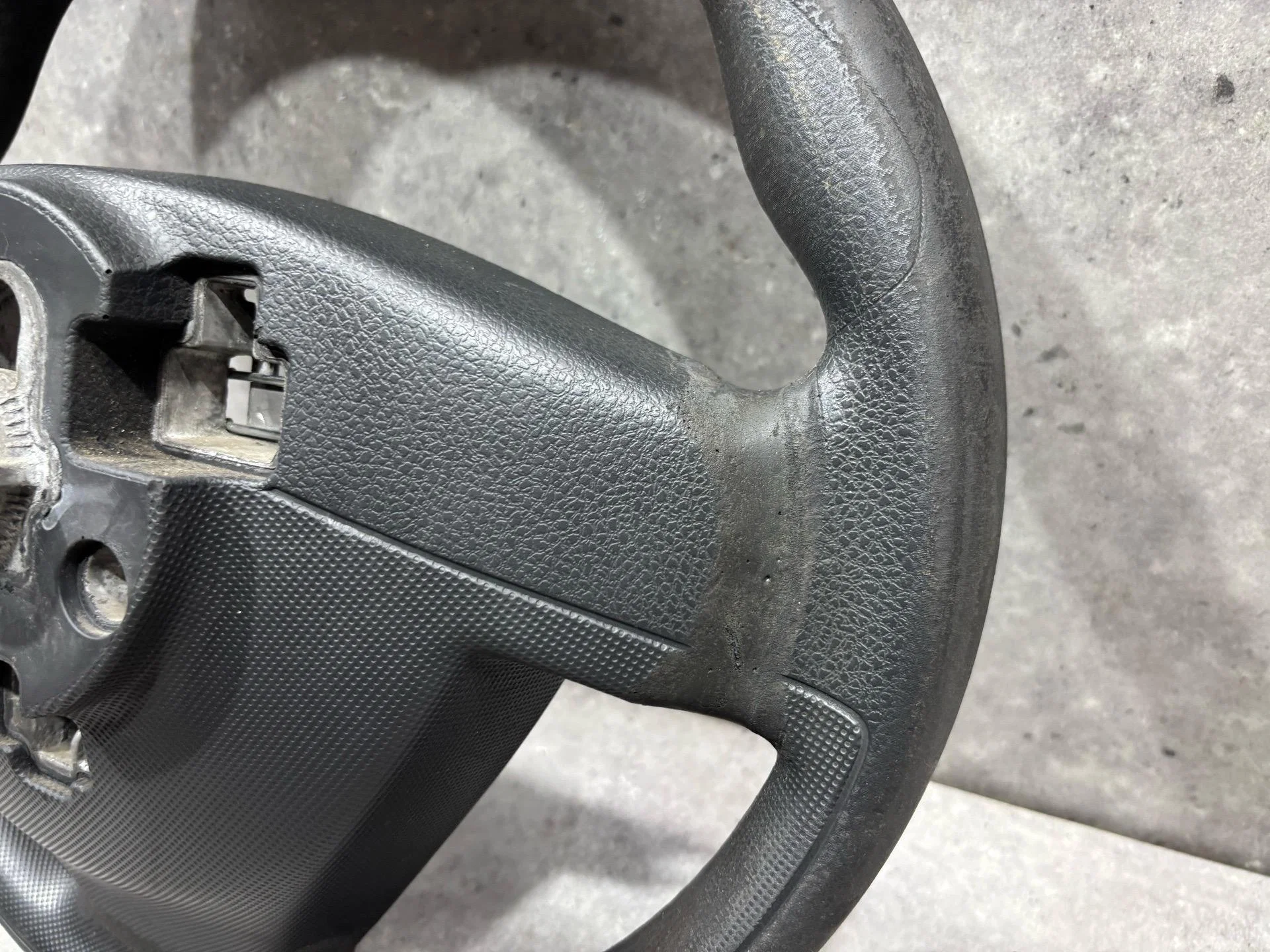 Руль Renault Logan 2 L8 2017 484009256R - миниатюра 8