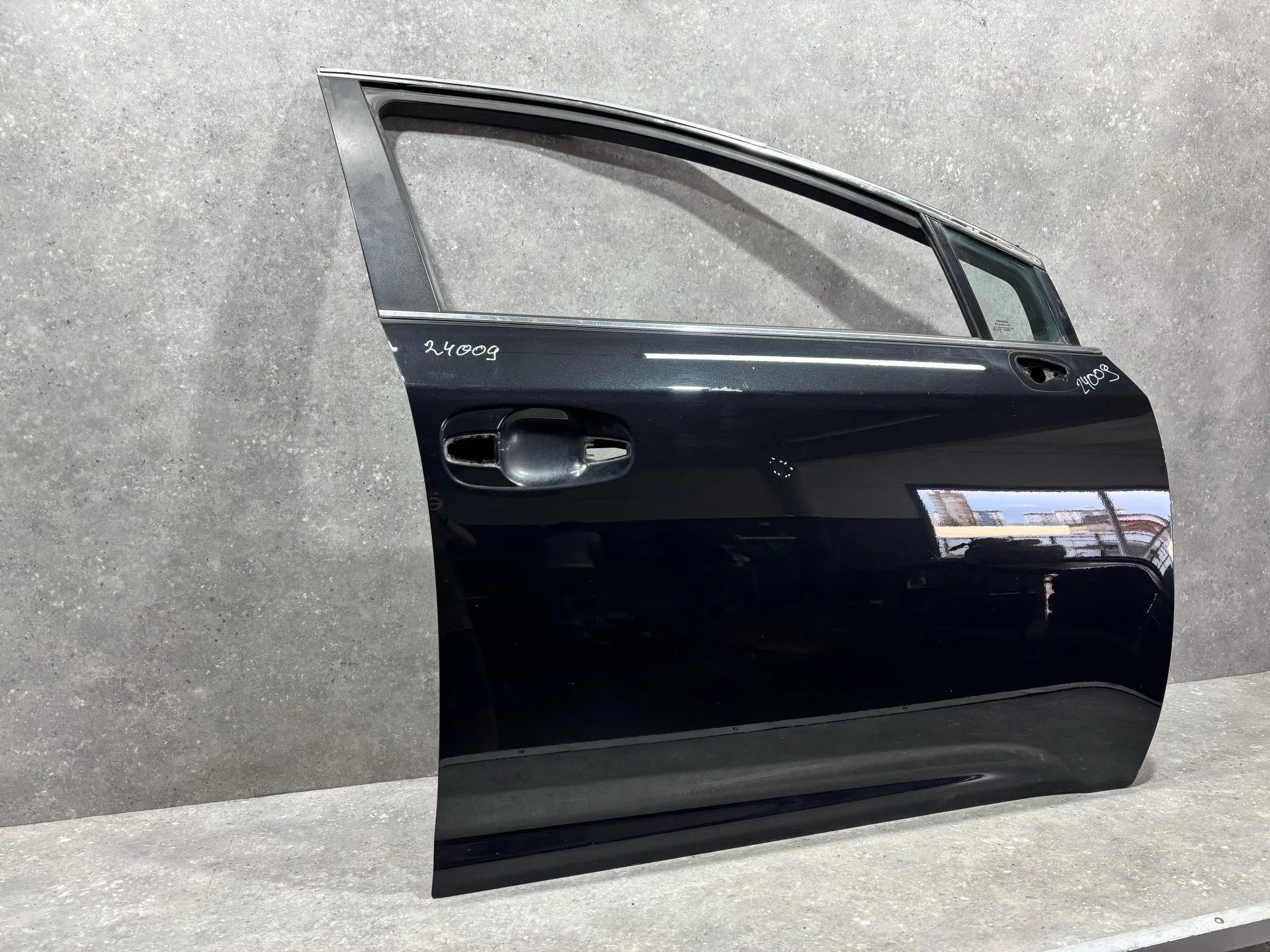 Дверь передняя правая Toyota Avensis 3 T270 ADT270 - миниатюра 3
