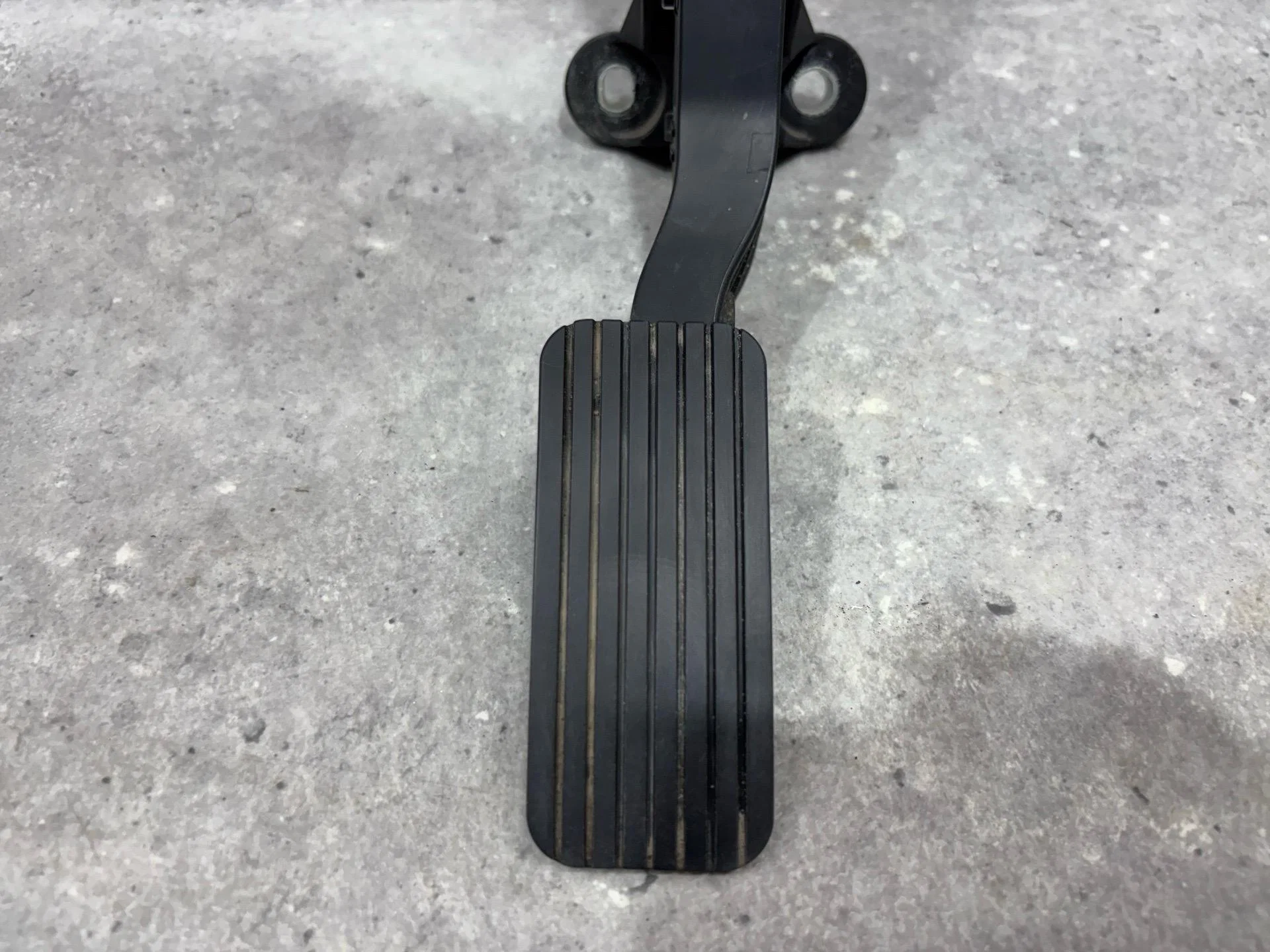 Педаль газа Kia Rio 4 FB 2018 32700F2100 - миниатюра 2
