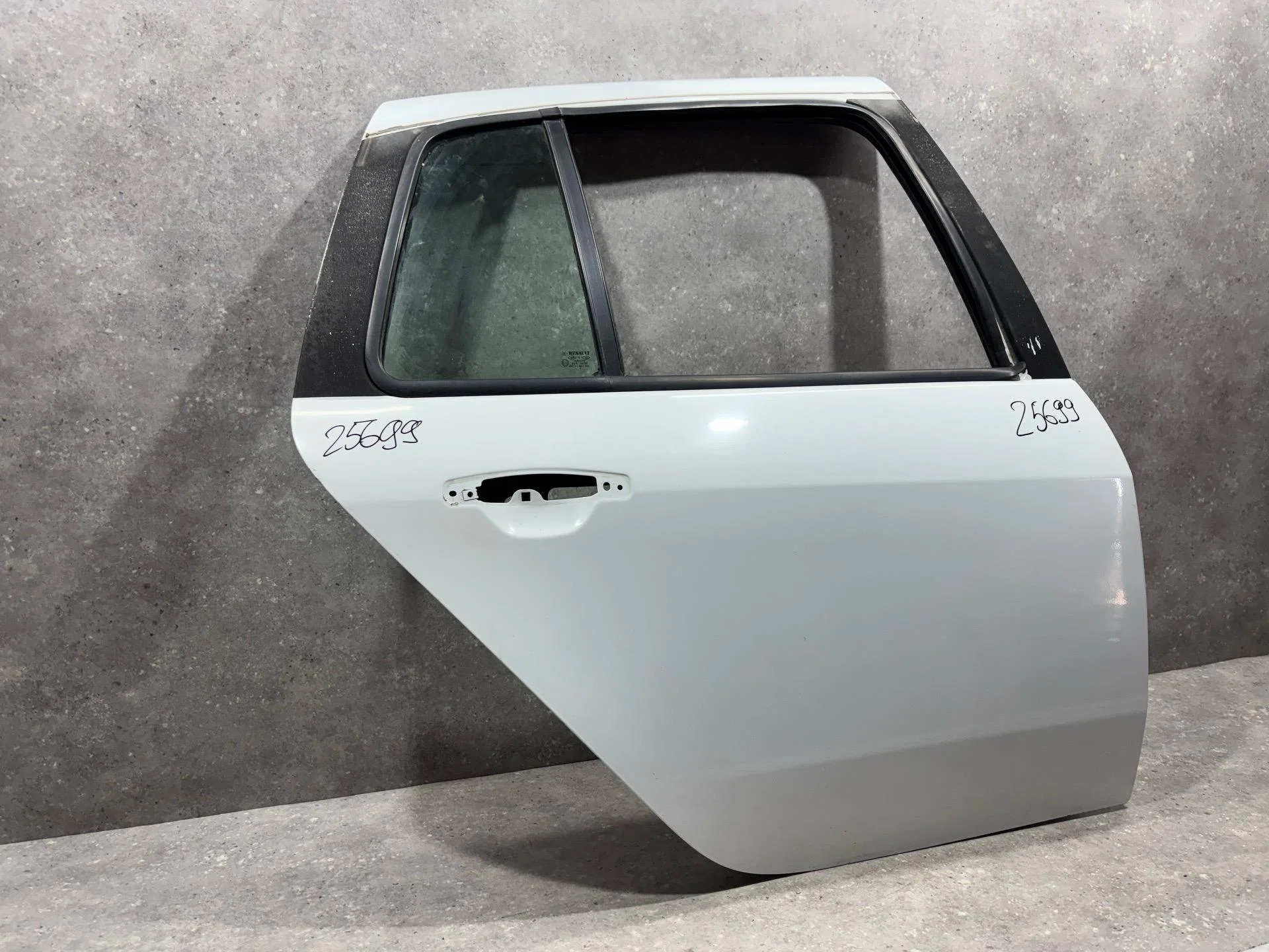 Дверь задняя правая Renault Symbol 2 LU01 2010 - миниатюра 3